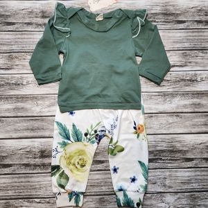Fuyimei green & floral outfit
